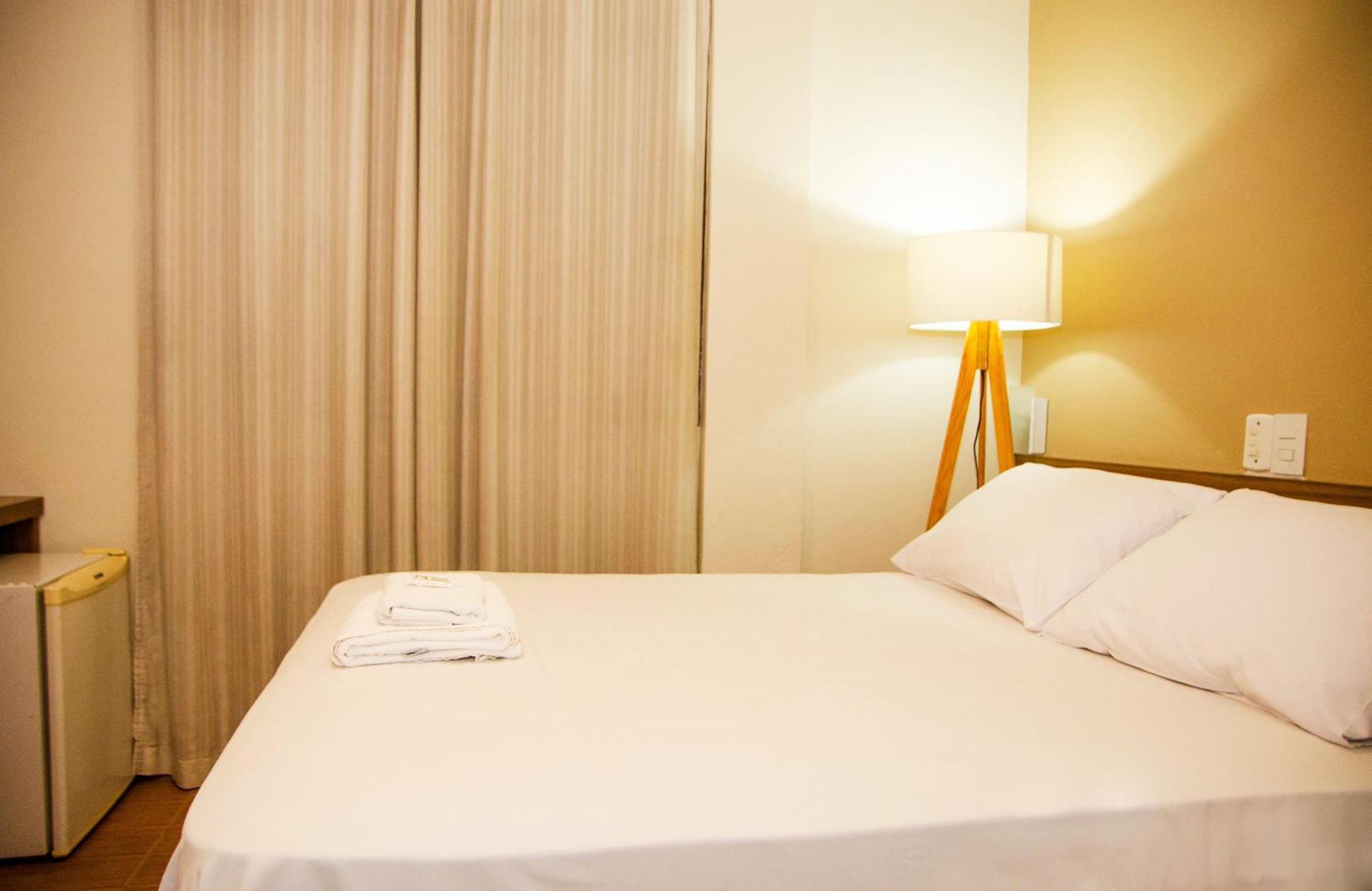 Hotel Ze Maria Pouso Alegre Kültér fotó